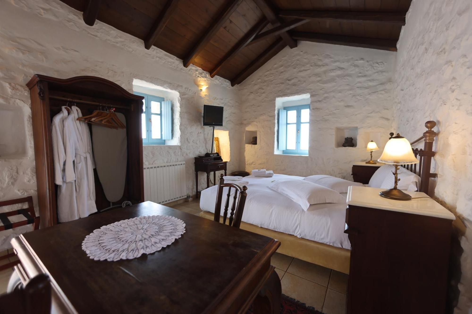 Lithos Stone Suites Areopoli Zimmer foto